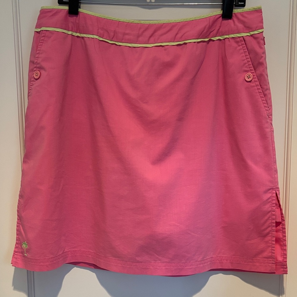 Lilly Pulitzer Palm Beach Eagle skort in pink w/ light green piping (& pockets!)